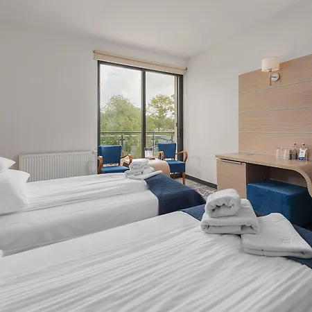 Faleza - Z Widokiem Na Morze 3*