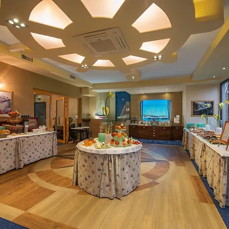 Faleza - Z Widokiem Na Morze 3* Jastrzębia Góra