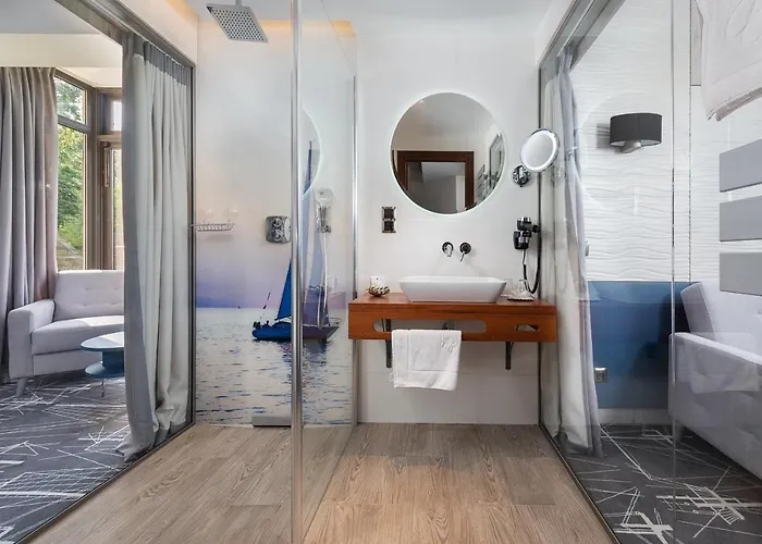 Faleza - Z Widokiem Na Morze Hotel 3*