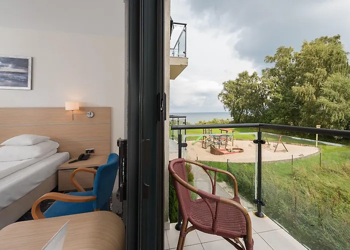 Faleza - Z Widokiem Na Morze