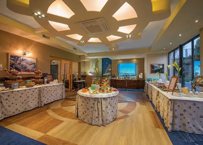 Restauracja Faleza 3* Jastrzębia Góra