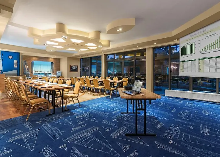 Hotel Restauracja Faleza Jastrzębia Góra